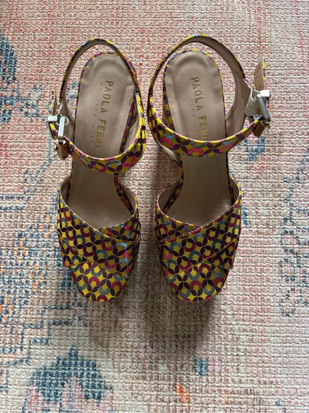 Paola Ferri retro platform sandals, size 38 (7.5) - Picture 7 of 9